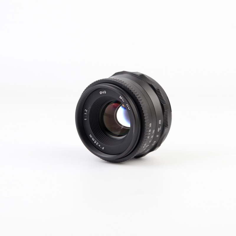 Fujifilm FX M4/3 System Mirrorless Camera, MF Focus Mode, 35mm F1.2 Prime Lens - Image 4